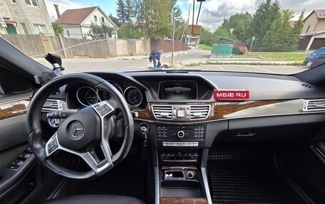 Mercedes-Benz E-Класс, 2015 год, 2 600 000 рублей, 16 фотография