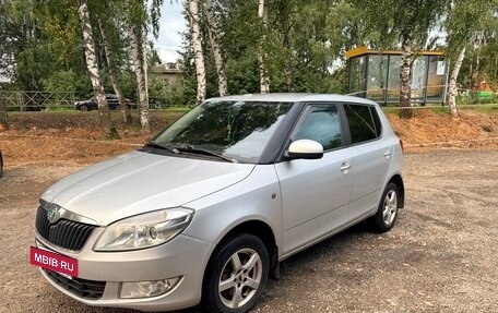 Skoda Fabia II, 2012 год, 360 000 рублей, 2 фотография