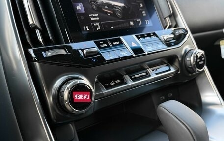 Lexus LX, 2025 год, 19 290 000 рублей, 25 фотография