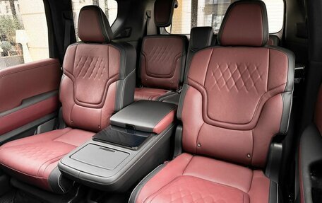 Infiniti QX80, 2025 год, 15 490 000 рублей, 27 фотография