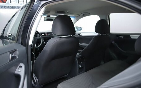 Volkswagen Jetta VI, 2012 год, 590 000 рублей, 11 фотография