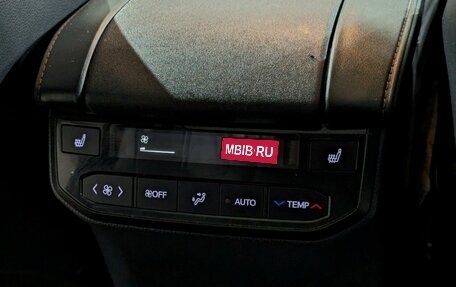 Toyota Highlander, 2023 год, 4 200 000 рублей, 29 фотография