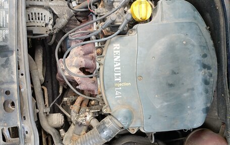 Renault Symbol I, 2003 год, 110 000 рублей, 20 фотография
