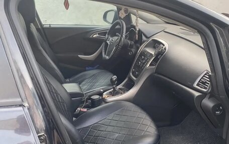 Opel Astra J, 2010 год, 400 000 рублей, 7 фотография