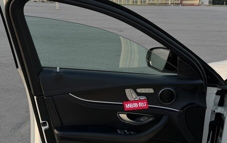 Mercedes-Benz E-Класс, 2016 год, 2 850 000 рублей, 15 фотография