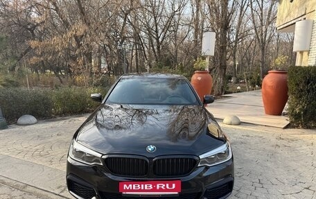 BMW 5 серия, 2019 год, 3 650 000 рублей, 4 фотография