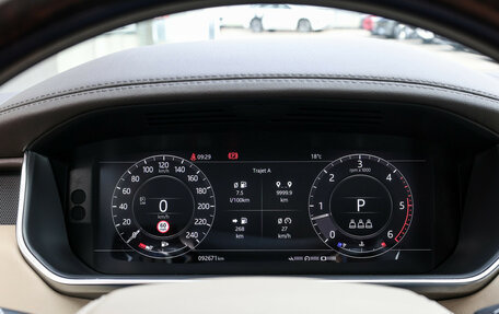 Land Rover Range Rover IV рестайлинг, 2021 год, 7 398 000 рублей, 13 фотография