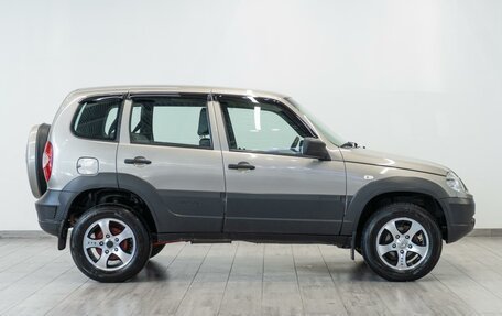 Chevrolet Niva I рестайлинг, 2019 год, 889 000 рублей, 5 фотография