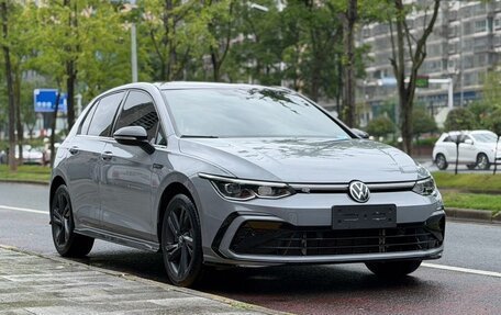 Volkswagen Golf VIII, 2022 год, 2 125 000 рублей, 1 фотография