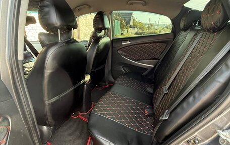 Hyundai Solaris II рестайлинг, 2016 год, 1 050 000 рублей, 10 фотография