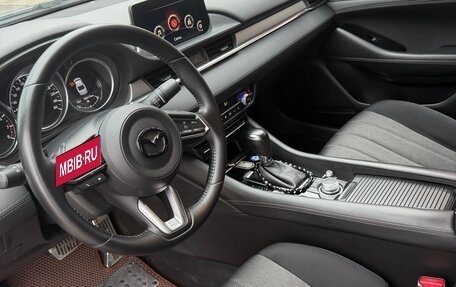 Mazda 6, 2021 год, 2 400 000 рублей, 10 фотография