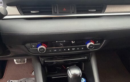Mazda 6, 2021 год, 2 400 000 рублей, 13 фотография