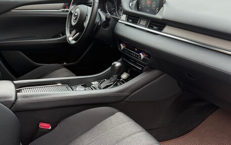 Mazda 6, 2021 год, 2 400 000 рублей, 15 фотография