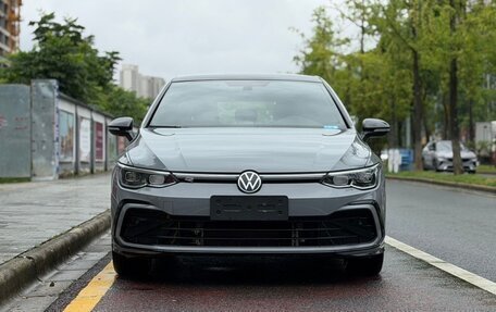 Volkswagen Golf VIII, 2022 год, 2 125 000 рублей, 2 фотография