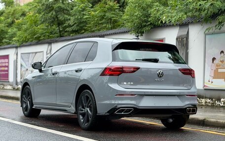 Volkswagen Golf VIII, 2022 год, 2 125 000 рублей, 7 фотография