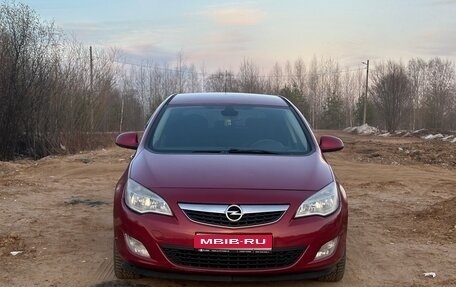 Opel Astra J, 2011 год, 849 000 рублей, 1 фотография