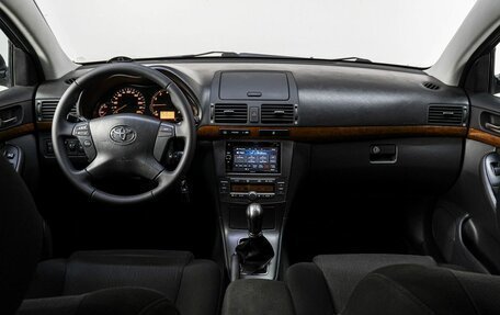 Toyota Avensis III рестайлинг, 2006 год, 650 000 рублей, 17 фотография