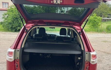 Mitsubishi Outlander III рестайлинг 3, 2013 год, 1 390 000 рублей, 4 фотография