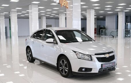 Chevrolet Cruze II, 2012 год, 674 000 рублей, 3 фотография