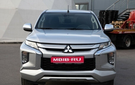 Mitsubishi L200 IV рестайлинг, 2021 год, 3 599 000 рублей, 3 фотография