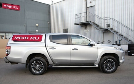 Mitsubishi L200 IV рестайлинг, 2021 год, 3 599 000 рублей, 7 фотография