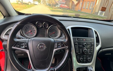 Opel Astra J, 2013 год, 1 150 000 рублей, 31 фотография
