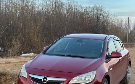 Opel Astra J, 2011 год, 849 000 рублей, 2 фотография