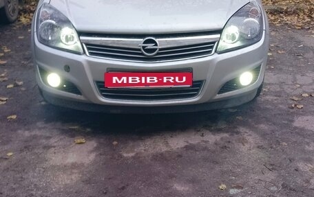 Opel Astra H, 2010 год, 470 000 рублей, 17 фотография