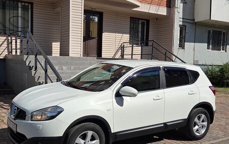Nissan Qashqai, 2011 год, 1 070 000 рублей, 2 фотография