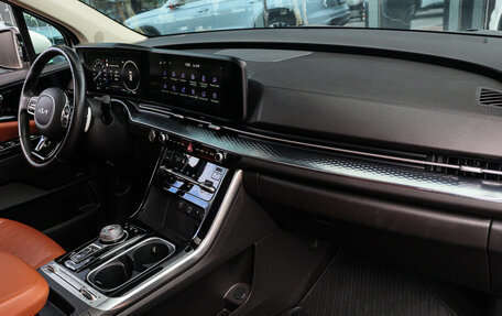 KIA Carnival, 2022 год, 4 200 000 рублей, 7 фотография
