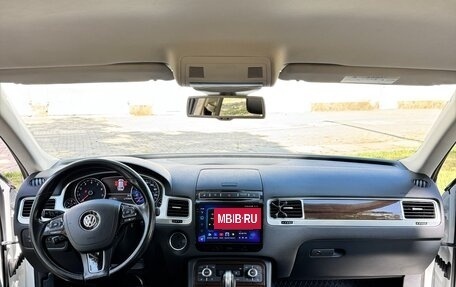 Volkswagen Touareg III, 2015 год, 2 800 000 рублей, 18 фотография