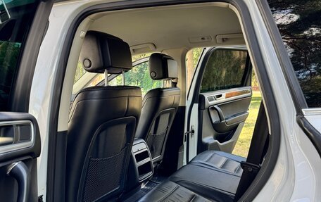 Volkswagen Touareg III, 2015 год, 2 800 000 рублей, 23 фотография