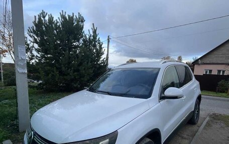 Volkswagen Tiguan I, 2012 год, 1 100 000 рублей, 1 фотография