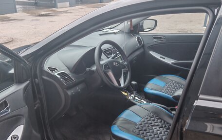Hyundai Solaris II рестайлинг, 2014 год, 890 000 рублей, 2 фотография