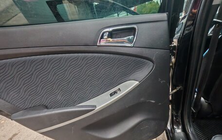 Hyundai Solaris II рестайлинг, 2014 год, 890 000 рублей, 12 фотография