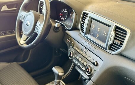 KIA Sportage IV рестайлинг, 2018 год, 2 072 000 рублей, 14 фотография