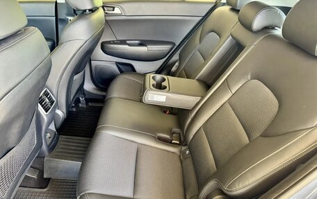 KIA Sportage IV рестайлинг, 2018 год, 2 072 000 рублей, 18 фотография