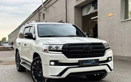 Toyota Land Cruiser 200, 2015 год, 5 500 000 рублей, 3 фотография