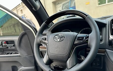 Toyota Land Cruiser 200, 2015 год, 5 500 000 рублей, 23 фотография