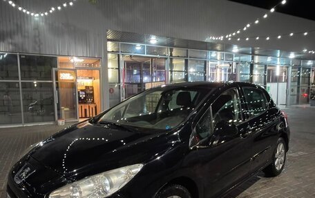 Peugeot 308 II, 2011 год, 315 000 рублей, 2 фотография