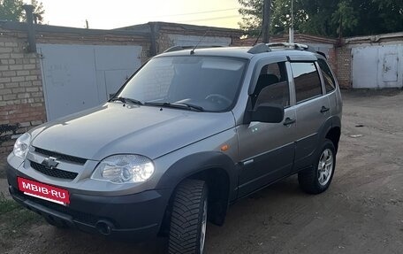 Chevrolet Niva I рестайлинг, 2010 год, 350 000 рублей, 2 фотография
