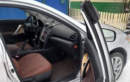 Toyota Camry, 2006 год, 900 000 рублей, 11 фотография