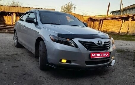 Toyota Camry, 2006 год, 900 000 рублей, 2 фотография