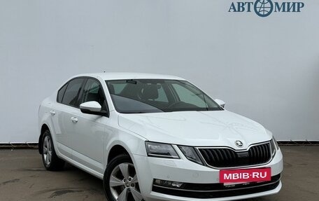 Skoda Octavia, 2019 год, 1 990 000 рублей, 3 фотография