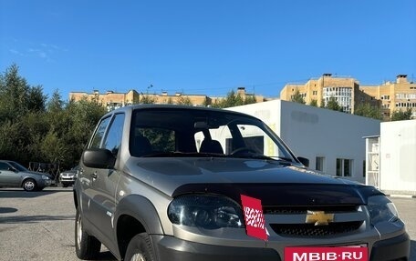 Chevrolet Niva I рестайлинг, 2012 год, 370 000 рублей, 2 фотография