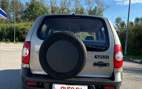 Chevrolet Niva I рестайлинг, 2012 год, 370 000 рублей, 3 фотография
