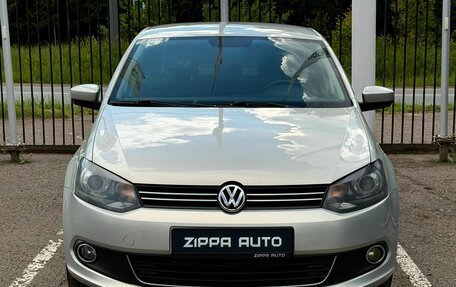 Volkswagen Polo VI (EU Market), 2015 год, 819 000 рублей, 2 фотография