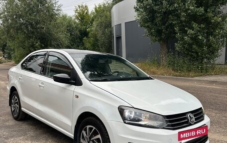 Volkswagen Polo VI (EU Market), 2017 год, 760 000 рублей, 2 фотография