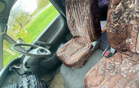 Toyota Estima III рестайлинг -2, 1993 год, 525 000 рублей, 15 фотография
