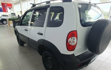 Chevrolet Niva I рестайлинг, 2019 год, 750 000 рублей, 9 фотография
